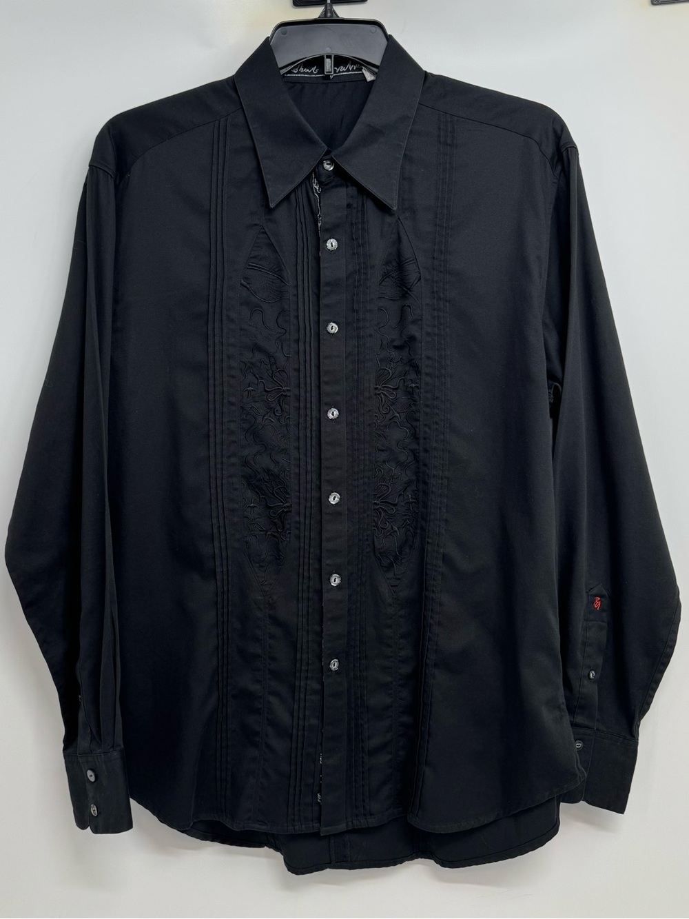 Robert Graham Men’s XL Button Up Shirt Embroidered Contrasting Cuff